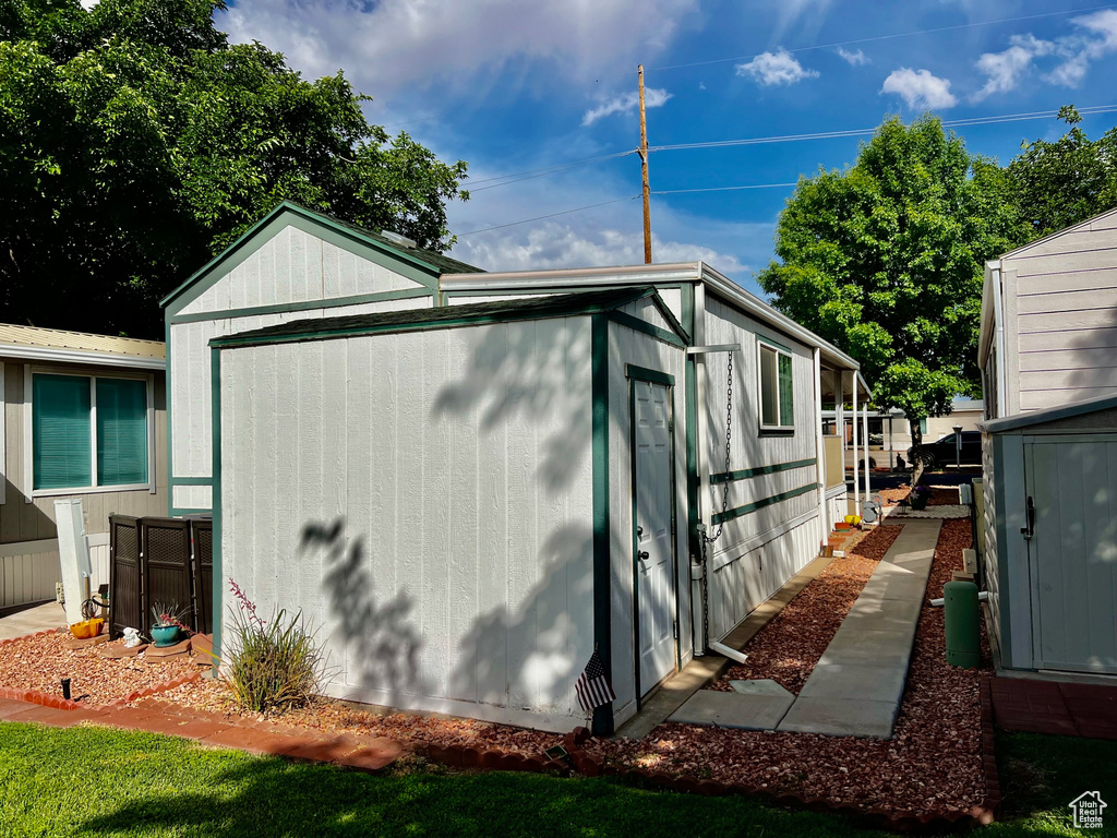 View of property exterior