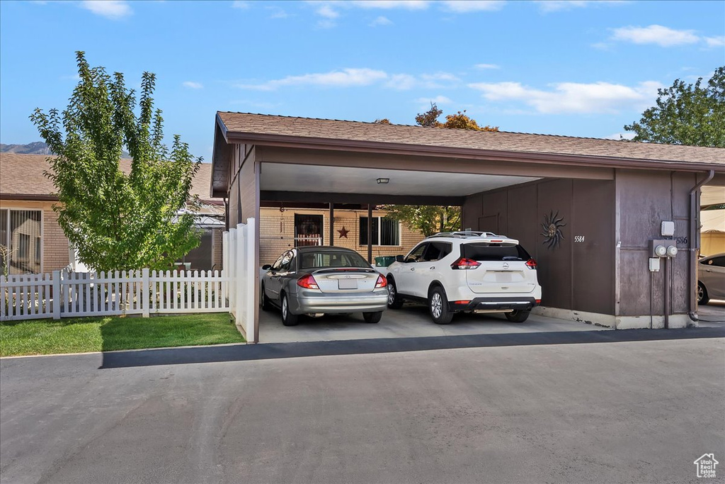 Photo 30 for MLS #2089330 at 5584 S 975 East