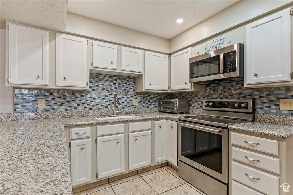 Photo 10 for MLS #2089330 at 5584 S 975 East