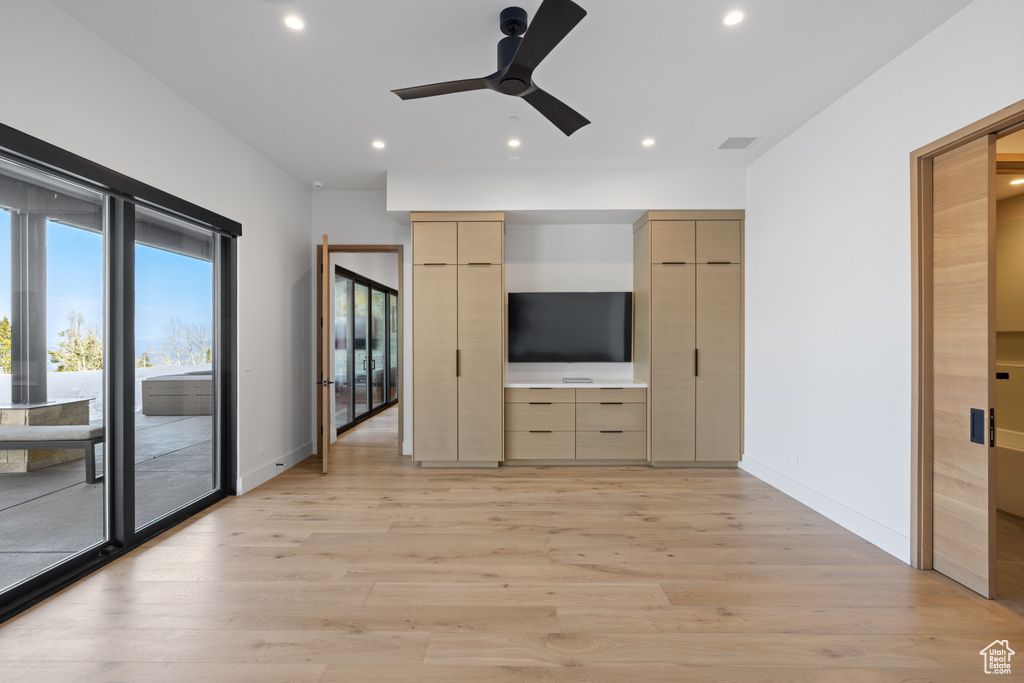 Unfurnished bedroom with access to outside, recessed lighting, light wood-type flooring, baseboards, and a ceiling fan