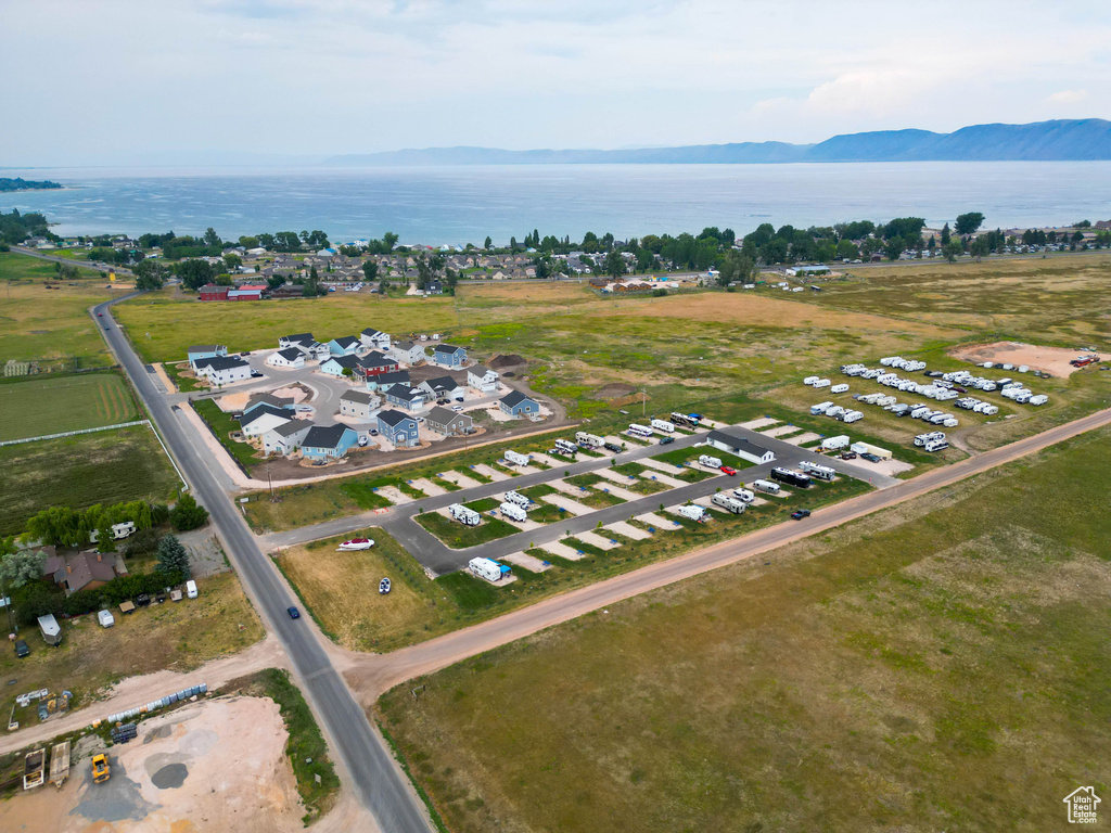 Aerial view of property\'s location featuring a water and mountain view