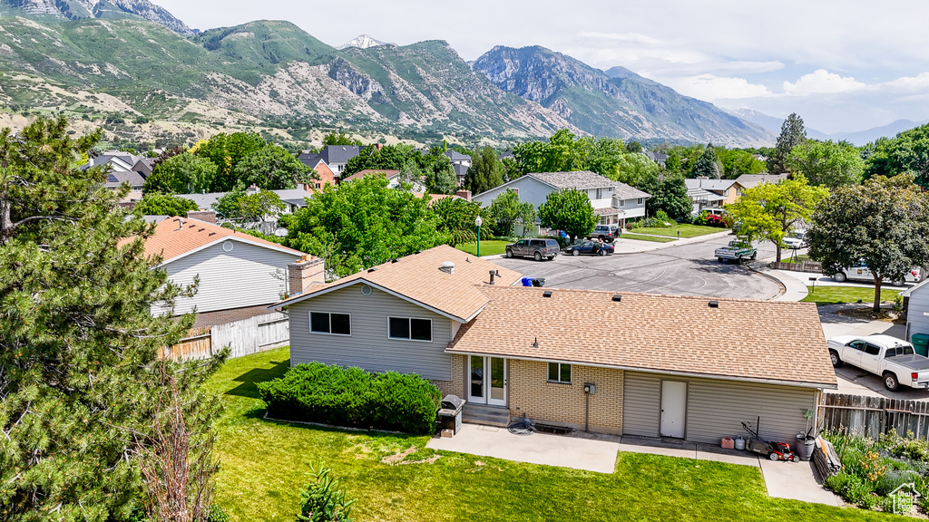 View of mountain background with nearby suburban area