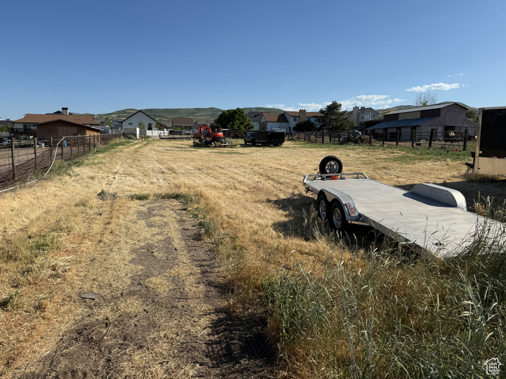 View of yard with a residential view