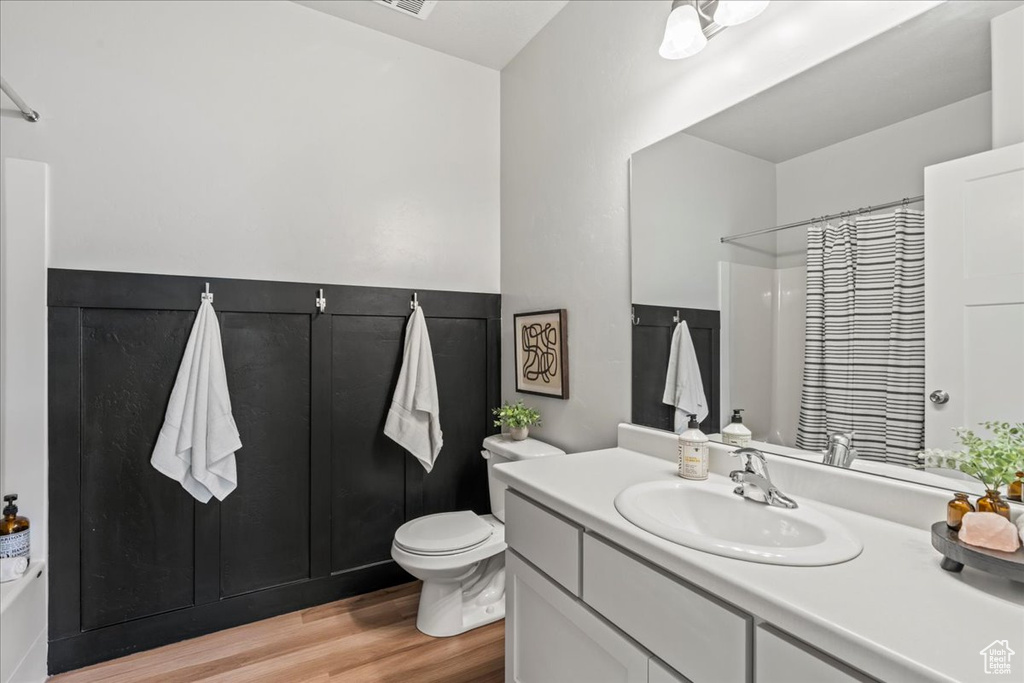 Photo 10 for MLS #2089435 at 4192 W Mckellen Dr #B2