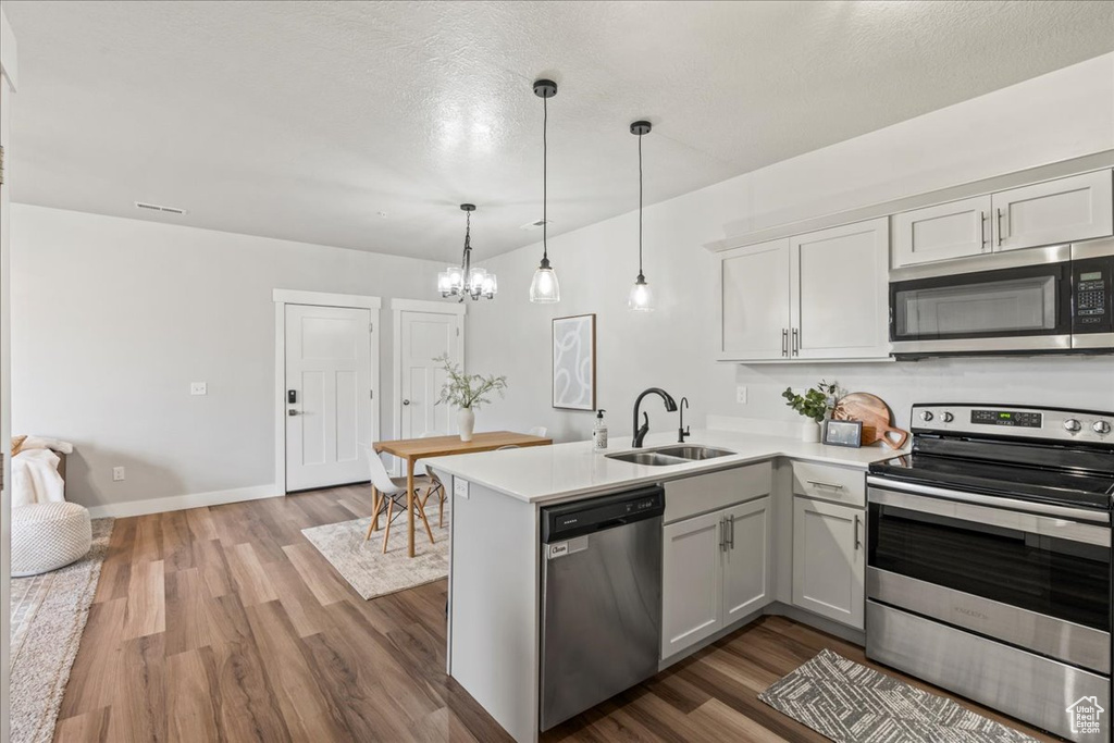 Photo 14 for MLS #2089435 at 4192 W Mckellen Dr #B2