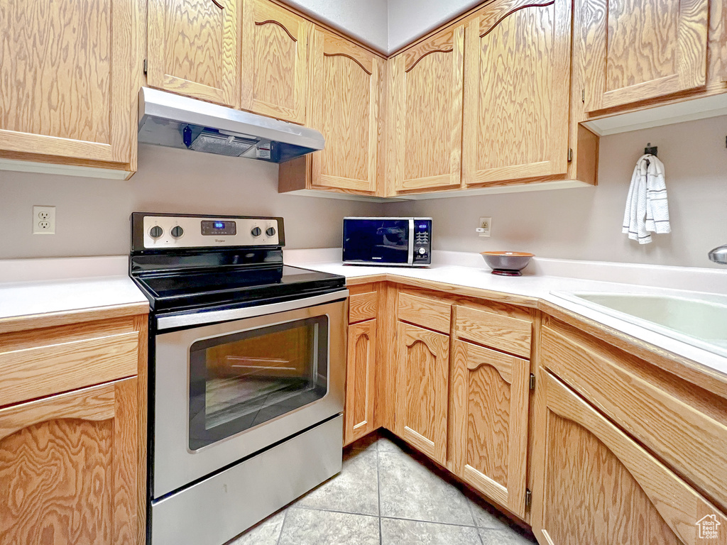 Photo 8 for MLS #2089452 at 2051 W Canyon View Dr
