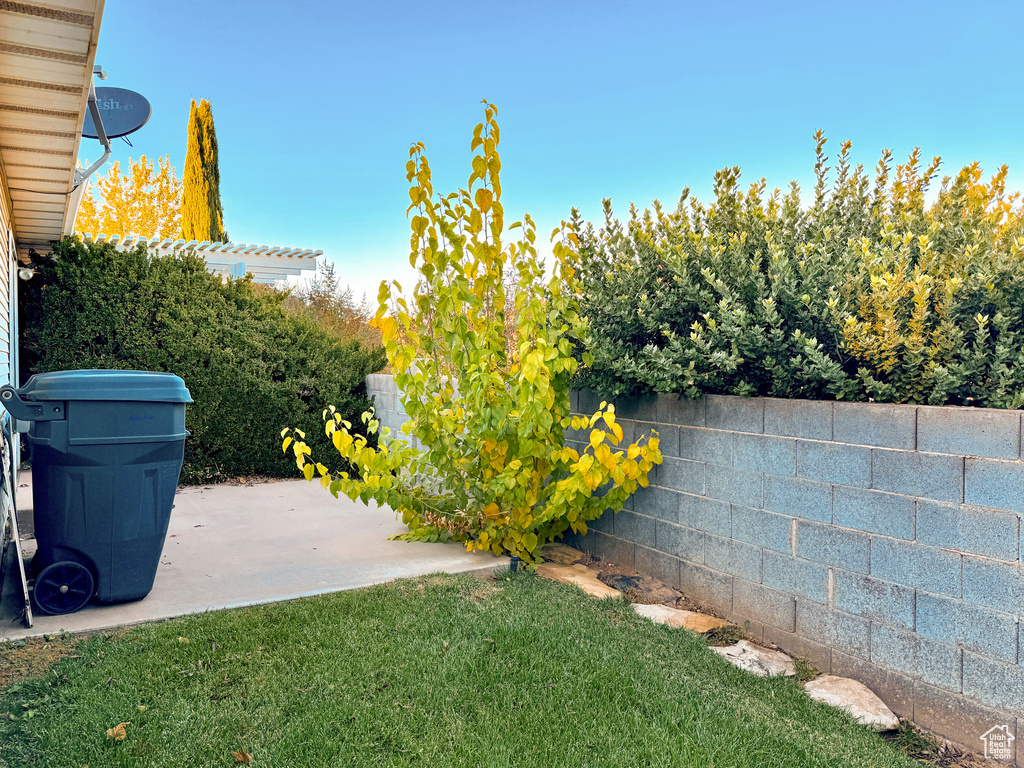Photo 28 for MLS #2089452 at 2051 W Canyon View Dr