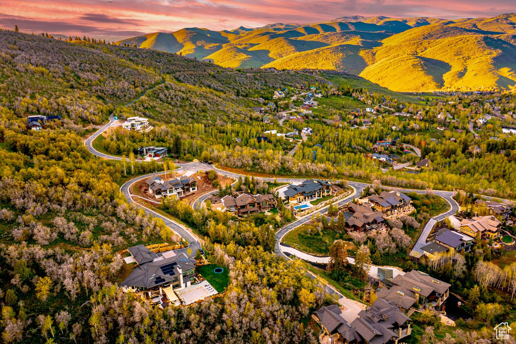 Bird's eye view of a mountain backdrop