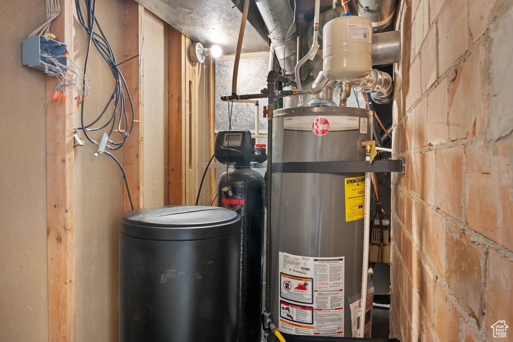 Utilities featuring gas water heater