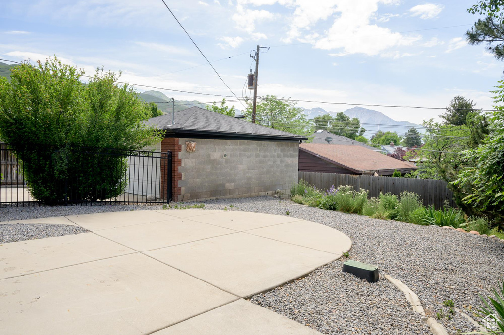 View of patio / terrace with a mountain view