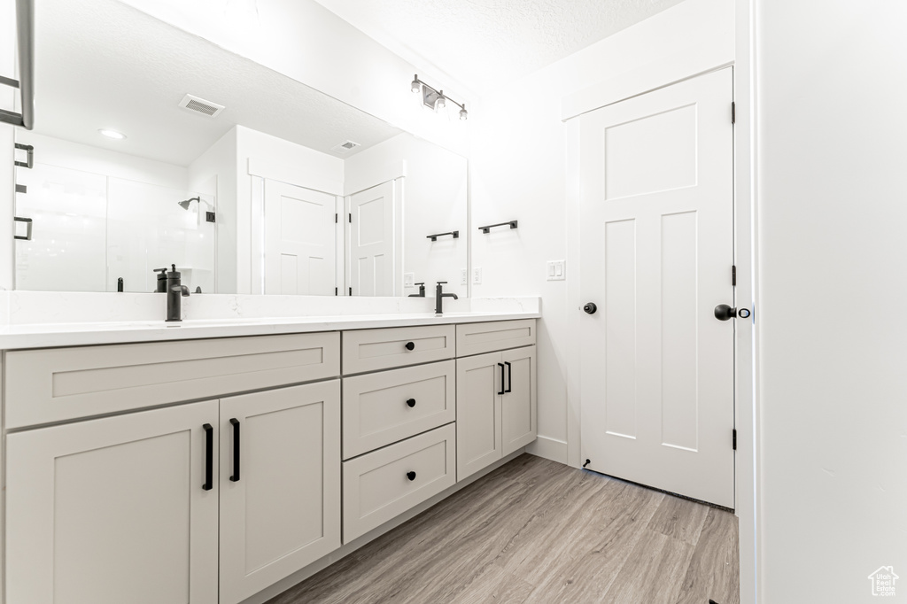 Photo 14 for MLS #2089574 at 993 N 3620 West #264