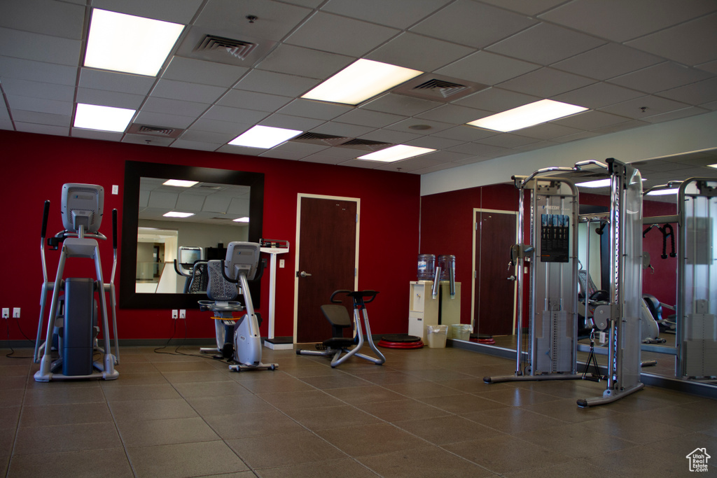 Gym with a drop ceiling