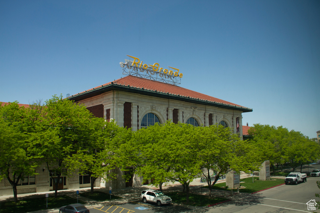 View of building exterior