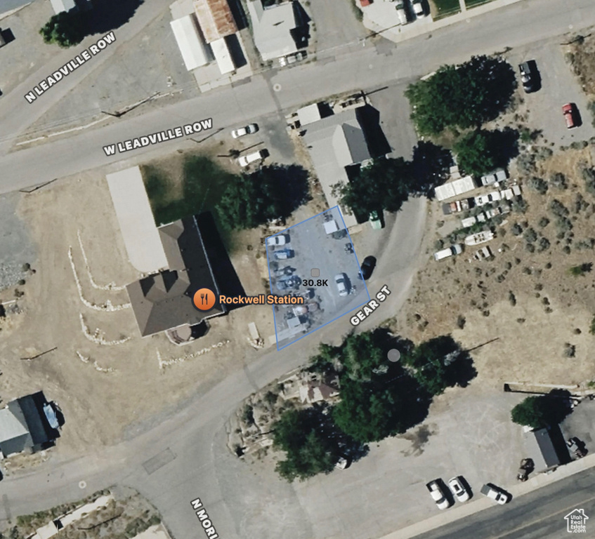 Aerial map of property and surrounding area