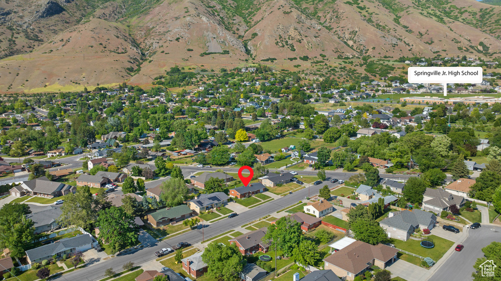Aerial view of property and surrounding area