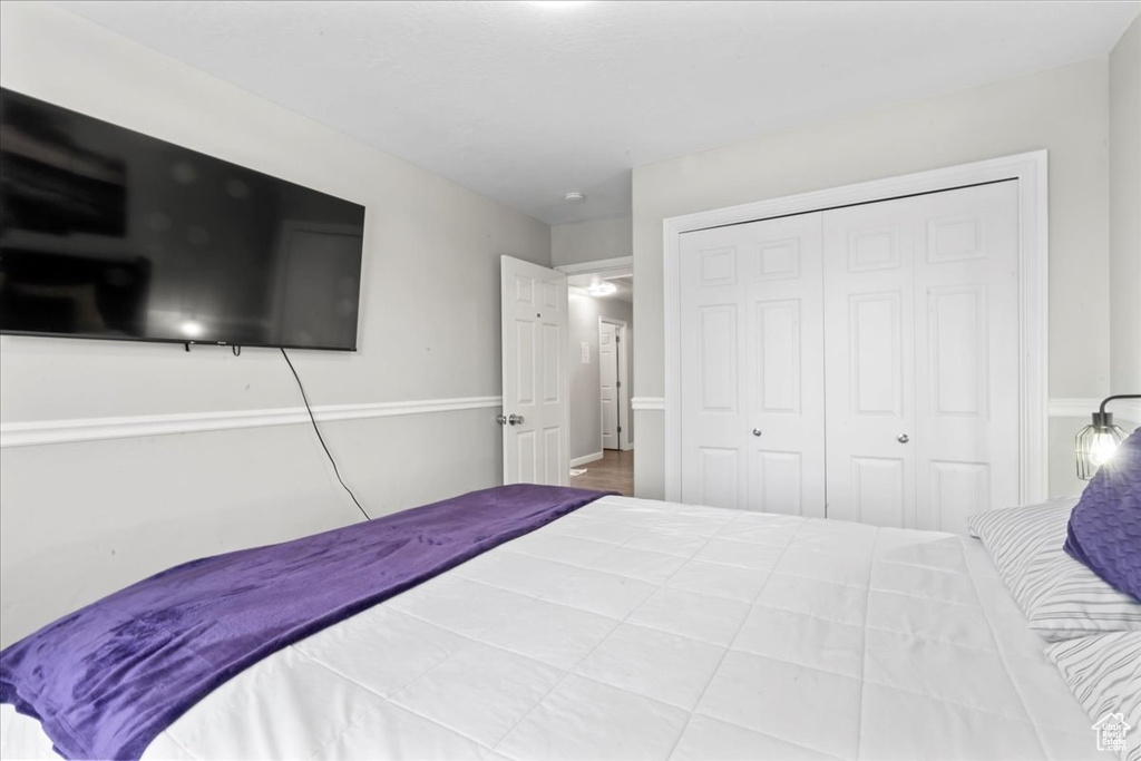Bedroom with a closet