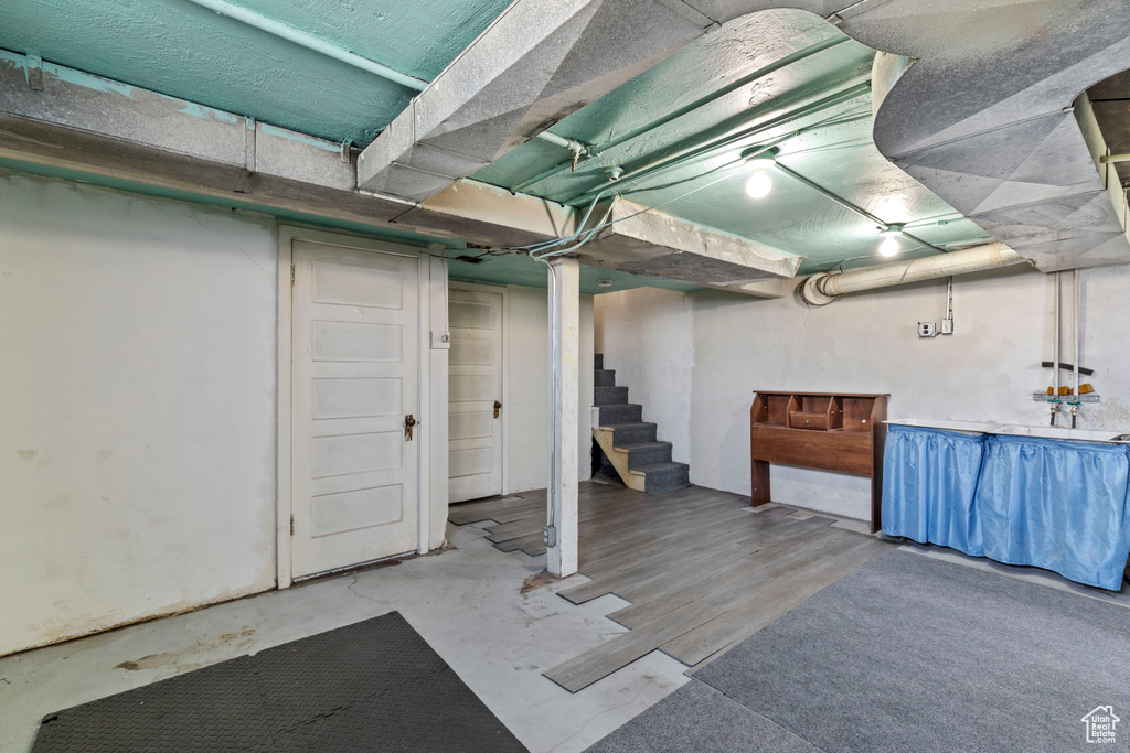Below grade area with stairs