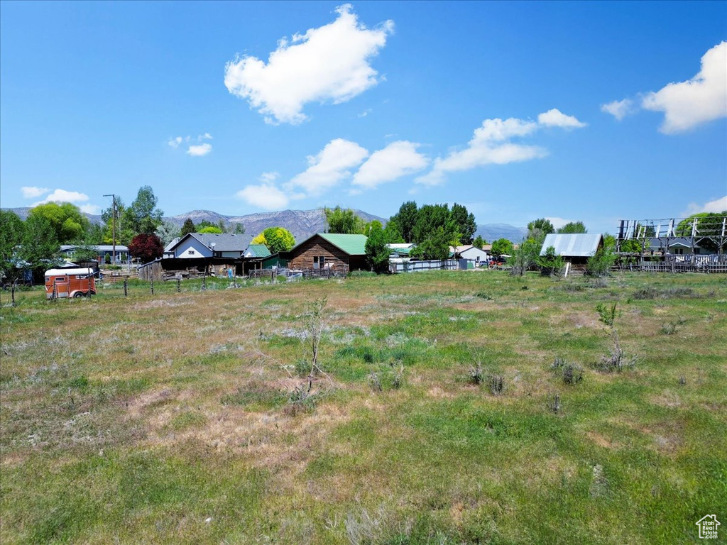View of yard with a mountain view