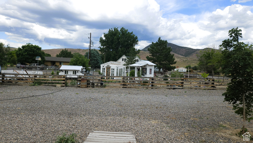 View of yard with a mountain view