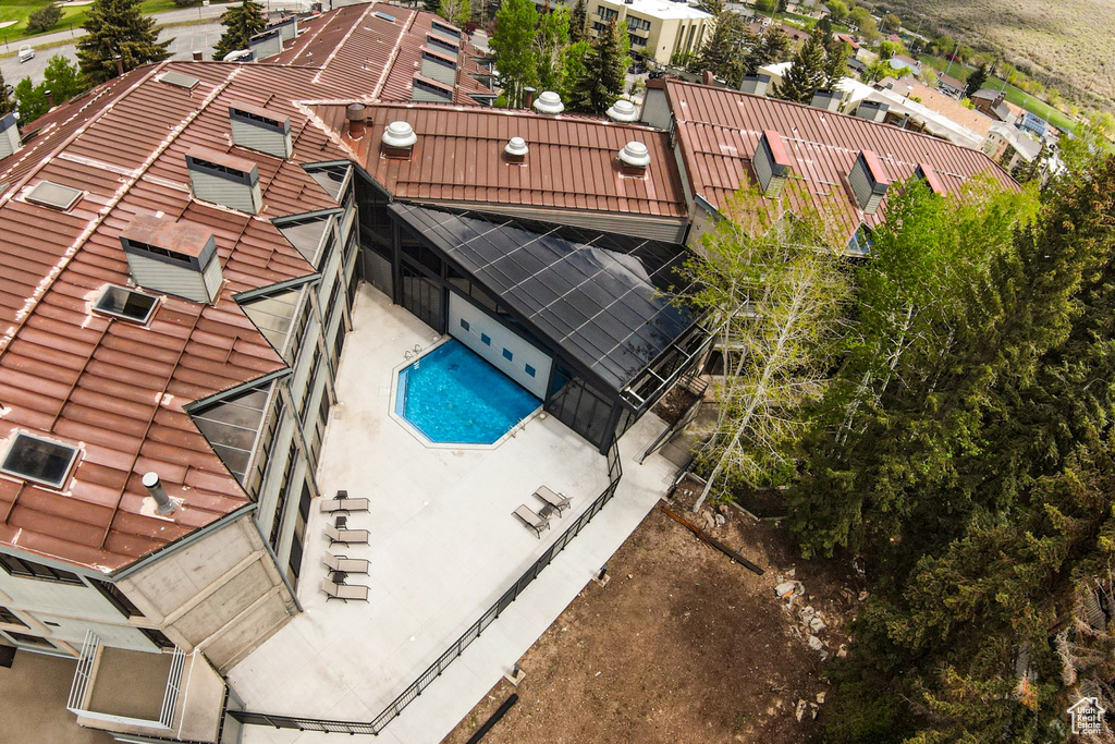 Bird\'s eye view of a pool area