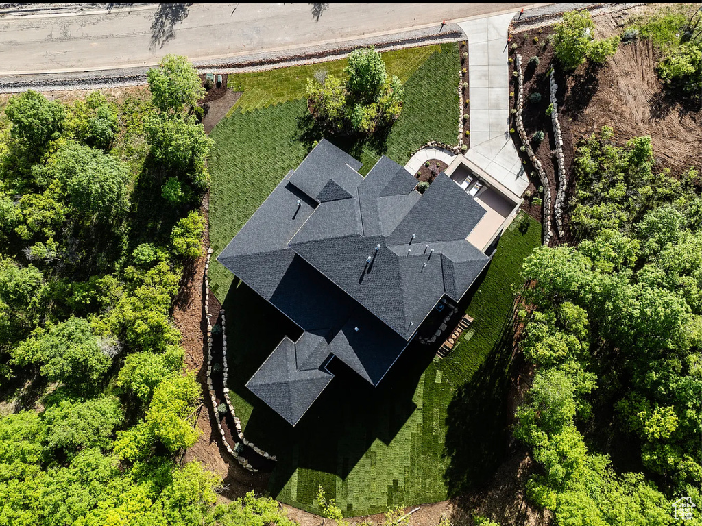 Aerial view of property and surrounding area
