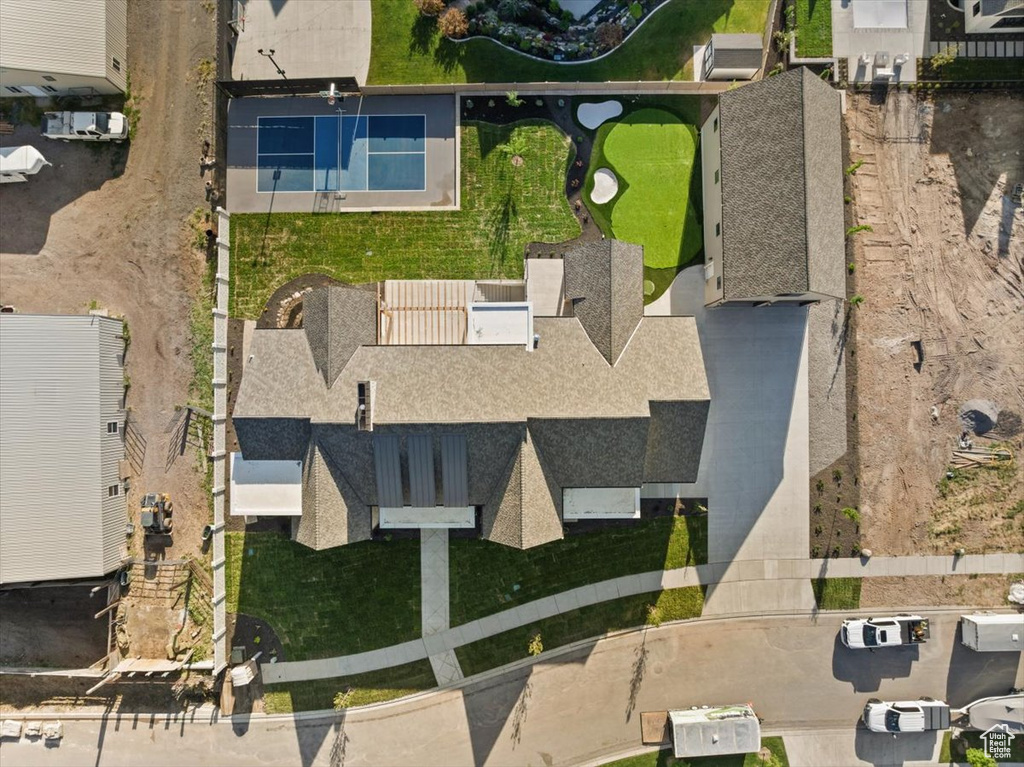 Aerial view of property and surrounding area