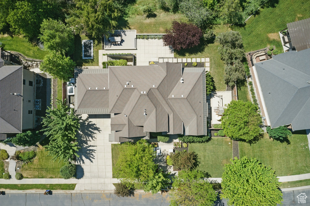 Aerial perspective of suburban area