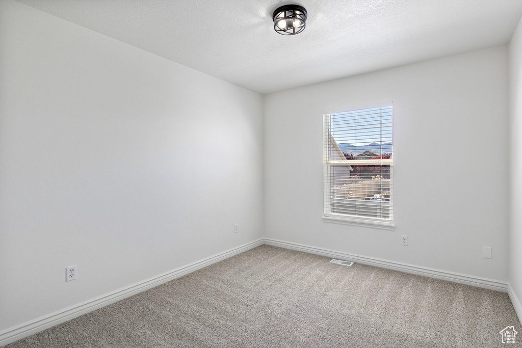 3028 S BURDOCK DR West Valley City, UT 84128