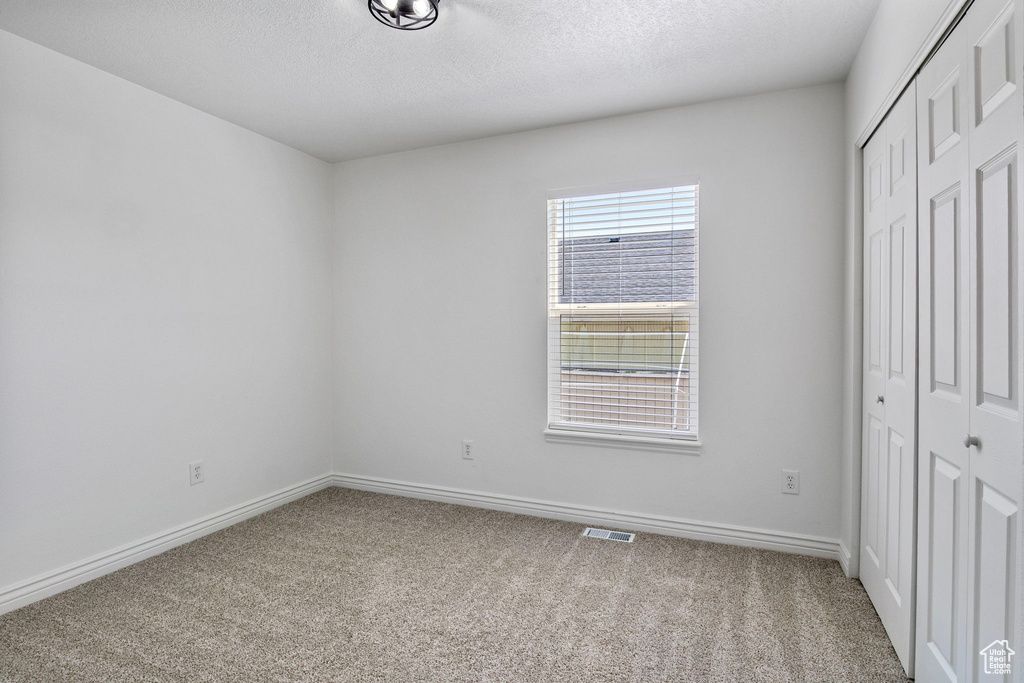 3028 S BURDOCK DR West Valley City, UT 84128