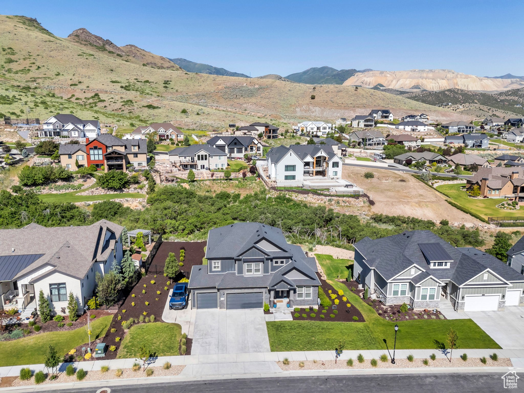 Aerial perspective of suburban area with mountains