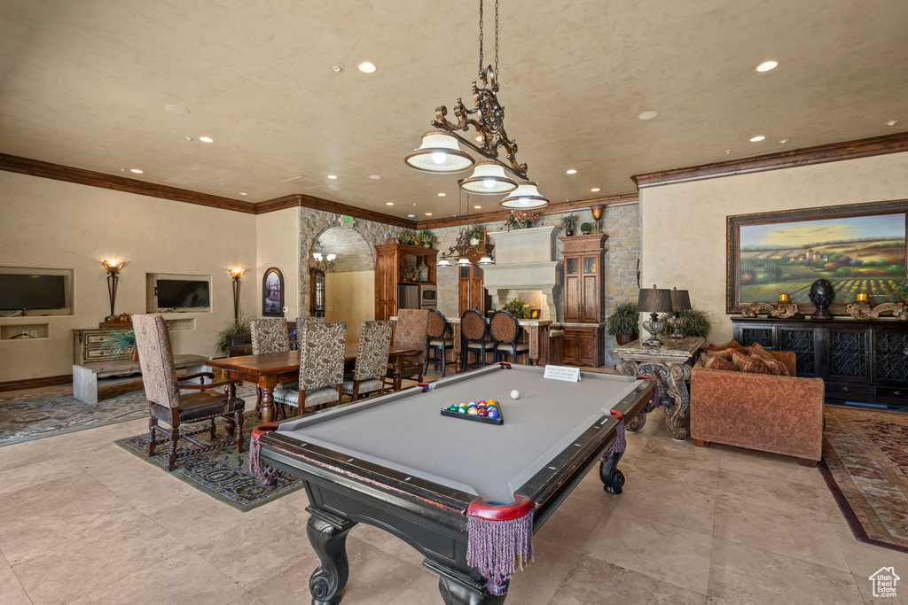 Playroom featuring crown molding, billiards table, and recessed lighting