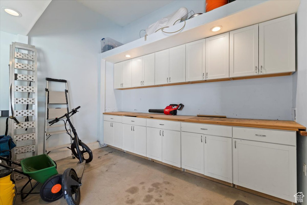 Interior space with recessed lighting