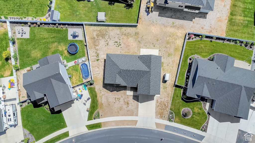 Bird\'s eye view