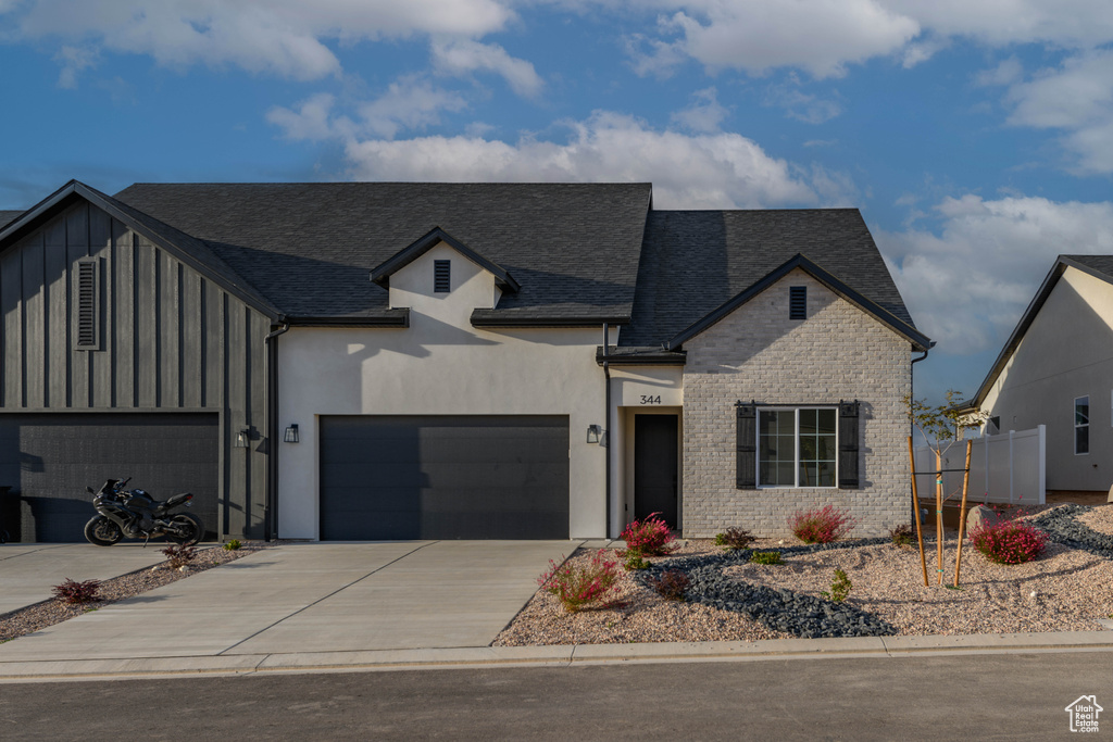 Photo 2 for MLS #2089953 at 344 W Rosie Loop #46E