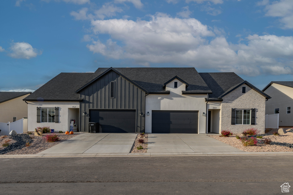 Photo 3 for MLS #2089953 at 344 W Rosie Loop #46E