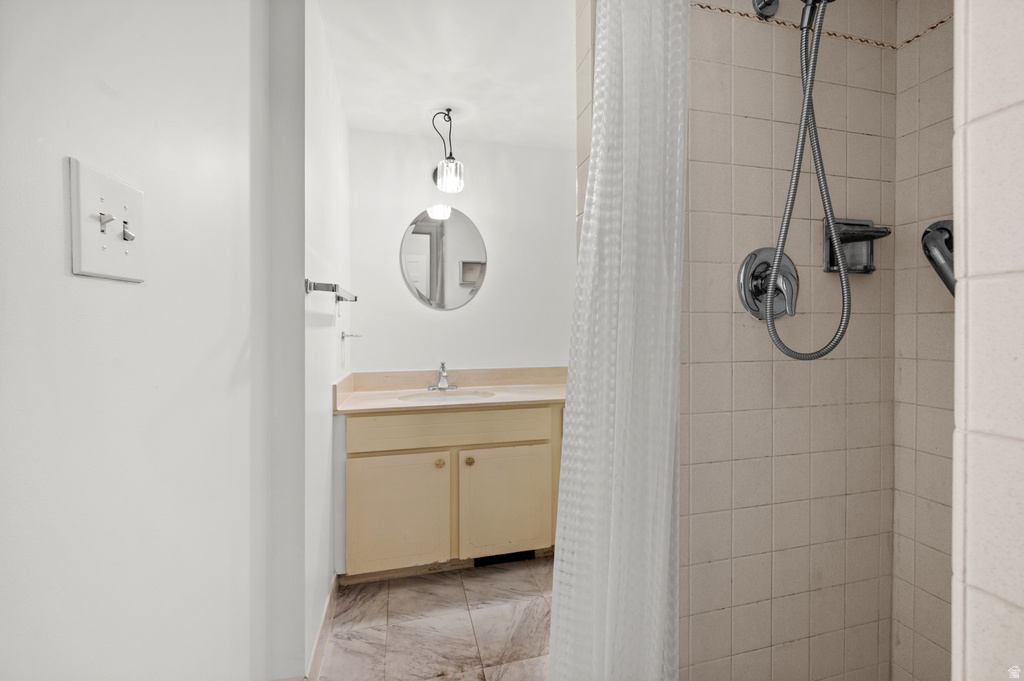 2220 E MURRAY HOLLADAY RD #184 Holladay, UT 84117