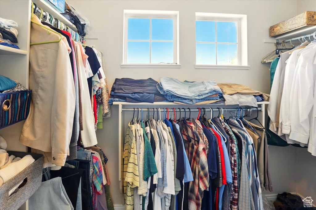 View of walk in closet