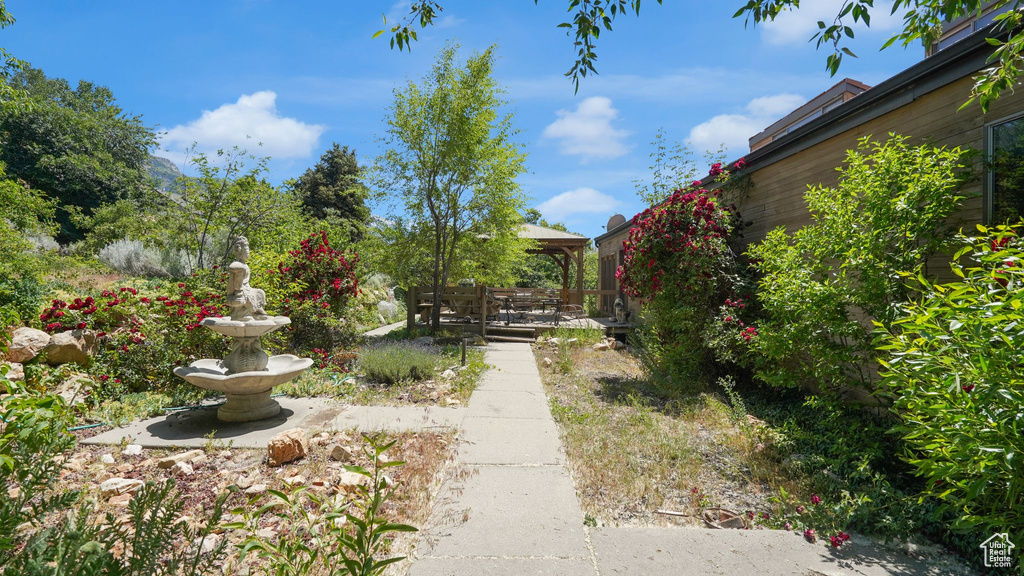 View of yard featuring a gazebo