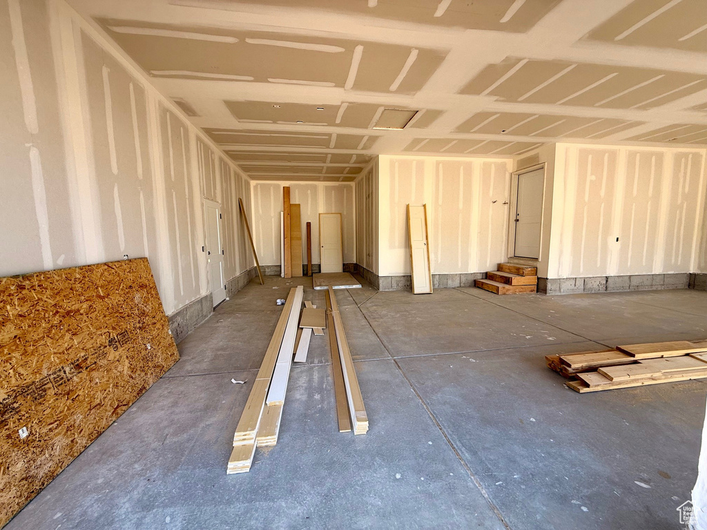 Miscellaneous room featuring concrete floors