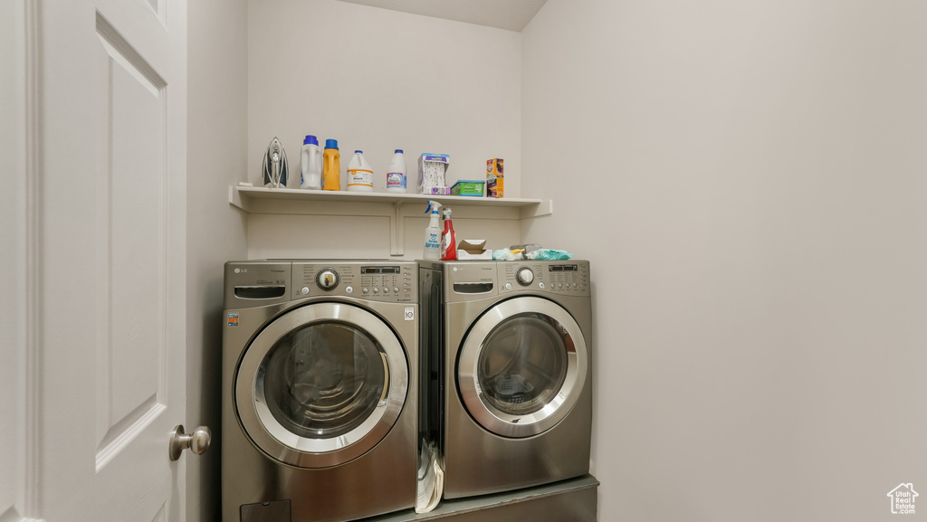 Laundry area with independent washer and dryer