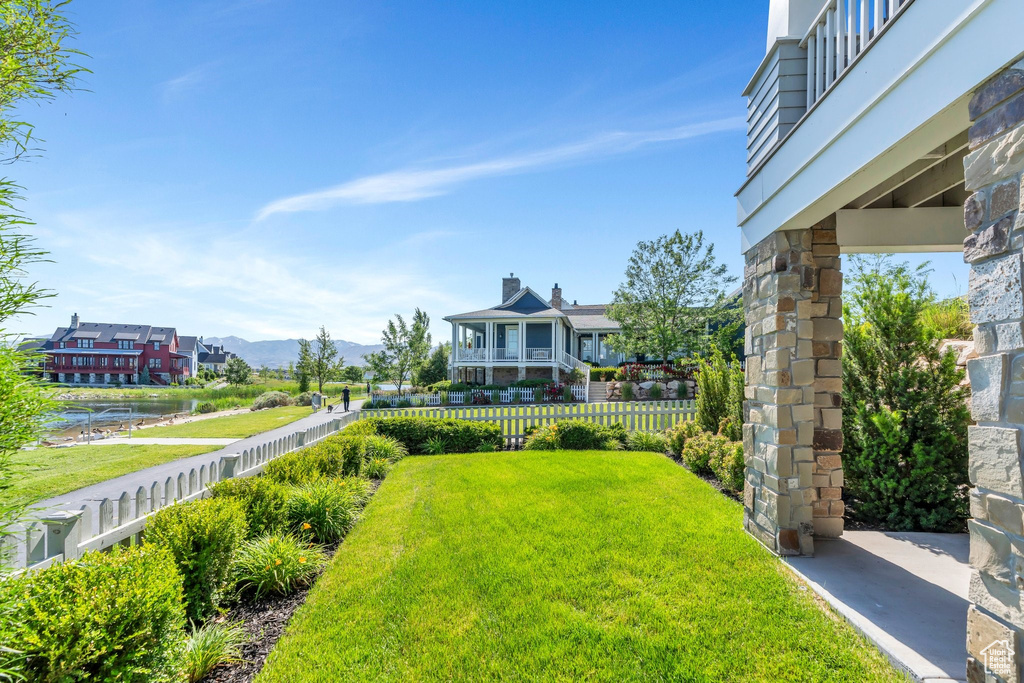 View of yard with a mountain view
