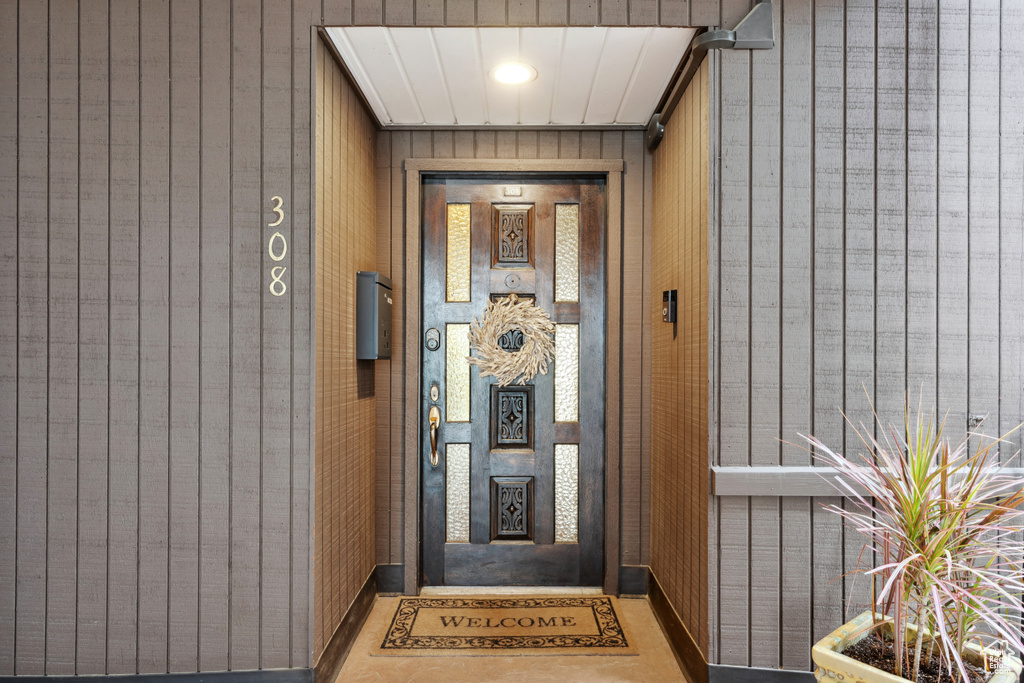 View of property entrance