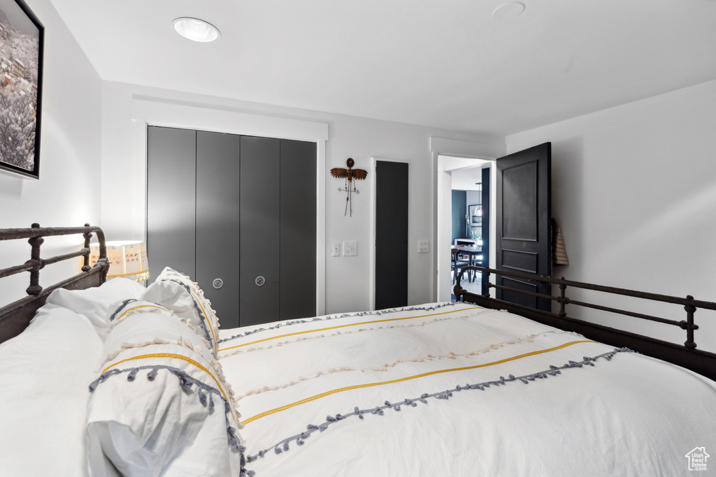 Bedroom with a closet