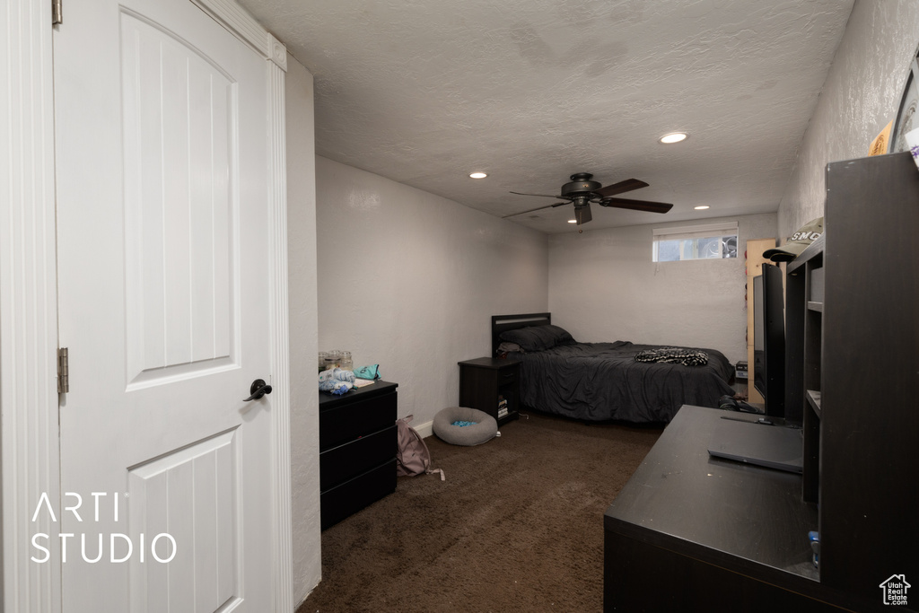 Bedroom with carpet floors, recessed lighting, and ceiling fan