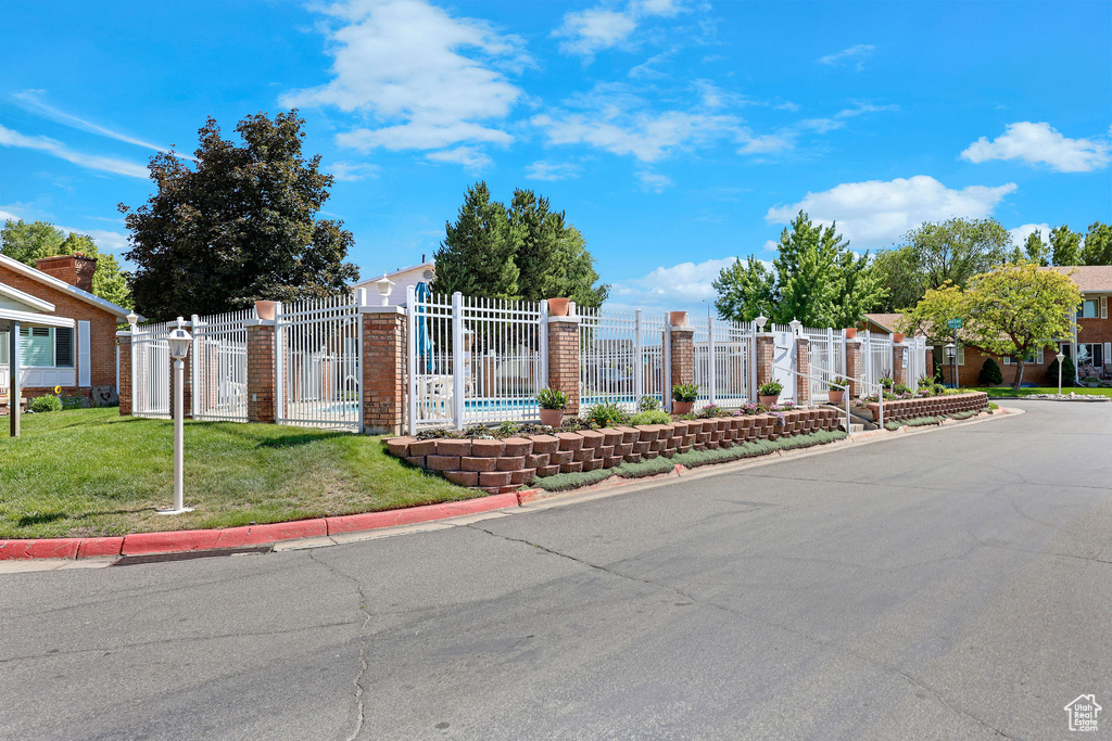 Exterior space with curbs