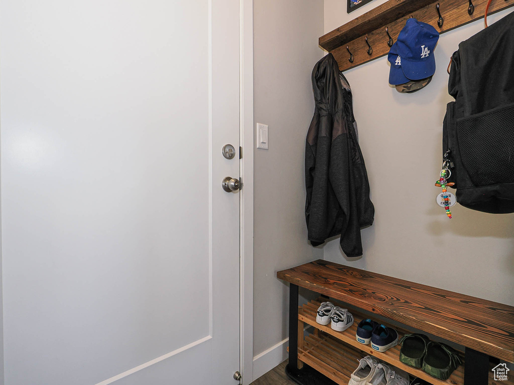 Mudroom featuring baseboards