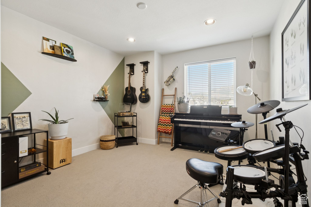 Miscellaneous room with recessed lighting, carpet floors, and baseboards
