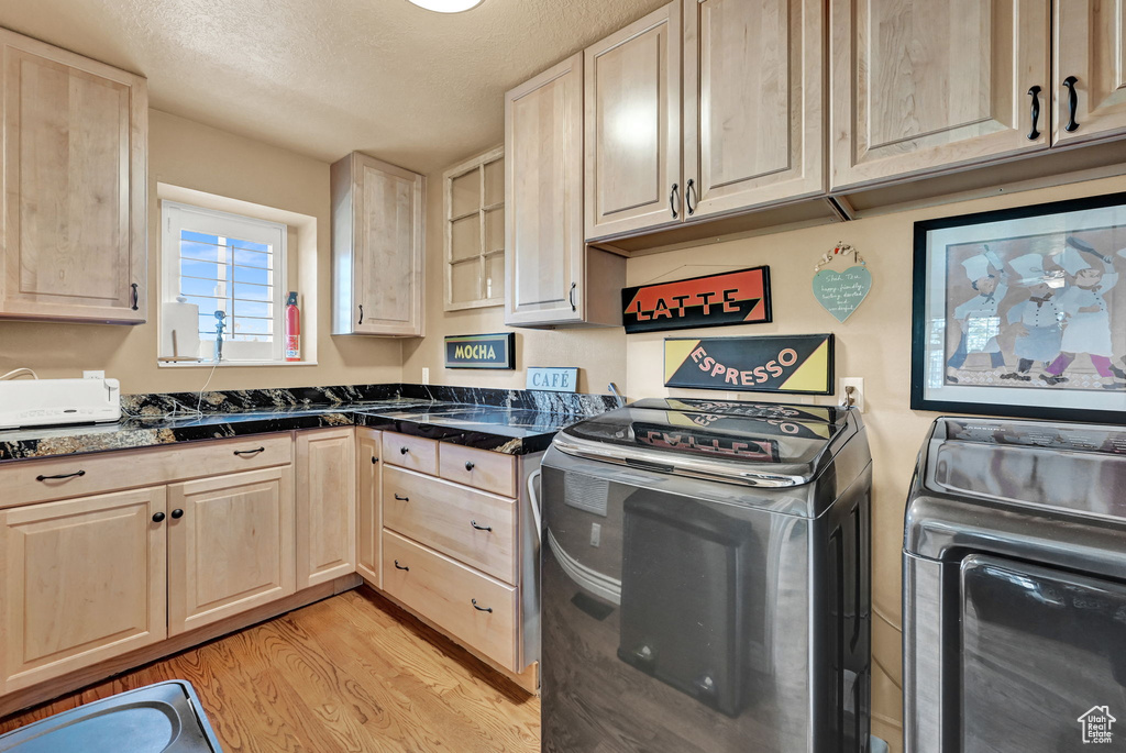 5267 ARAPAHO DR Ogden, UT 84403