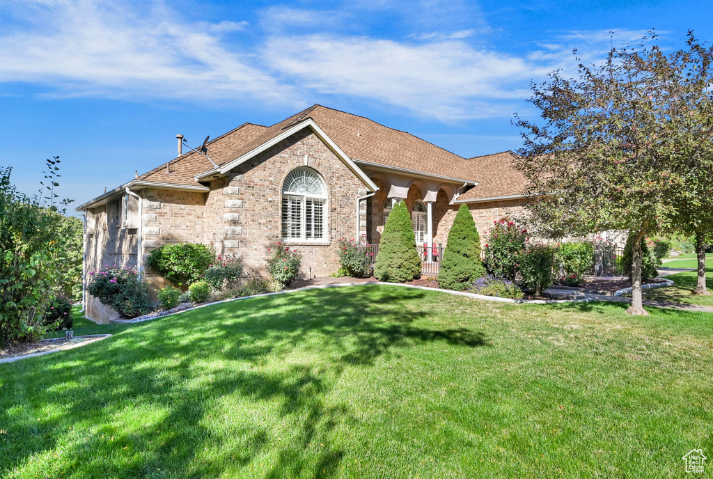 5267 ARAPAHO DR Ogden, UT 84403