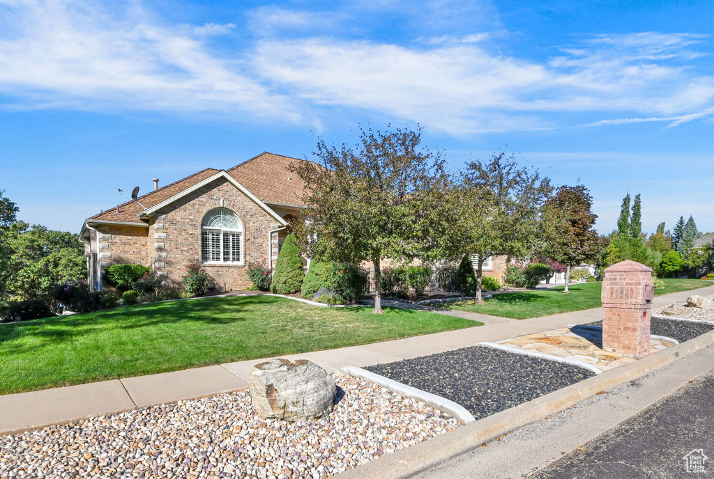 5267 ARAPAHO DR Ogden, UT 84403